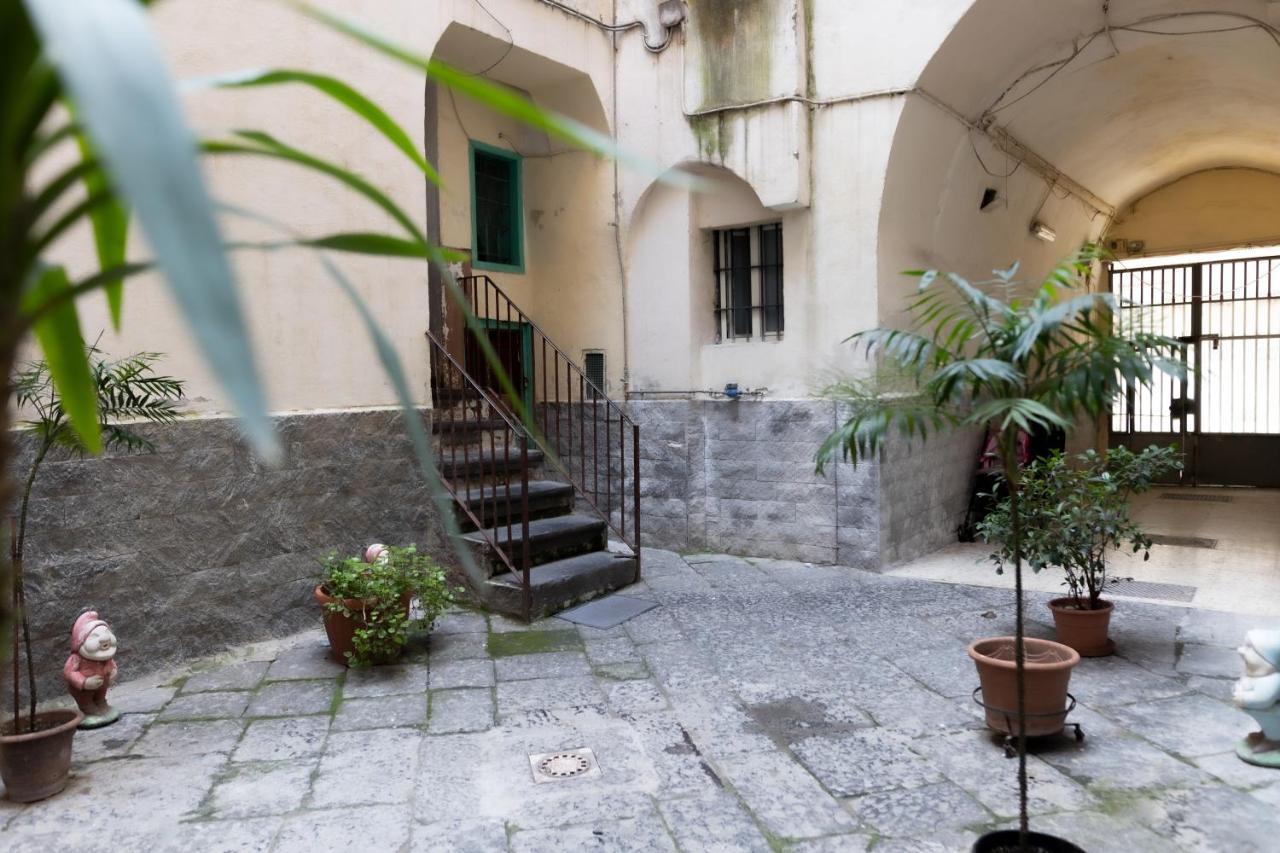 Appartamento Dimora F&F Napoli Esterno foto
